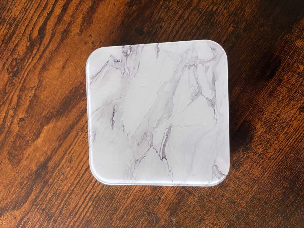 Gabba Goods Wireless Charger Gray Marble Pattern